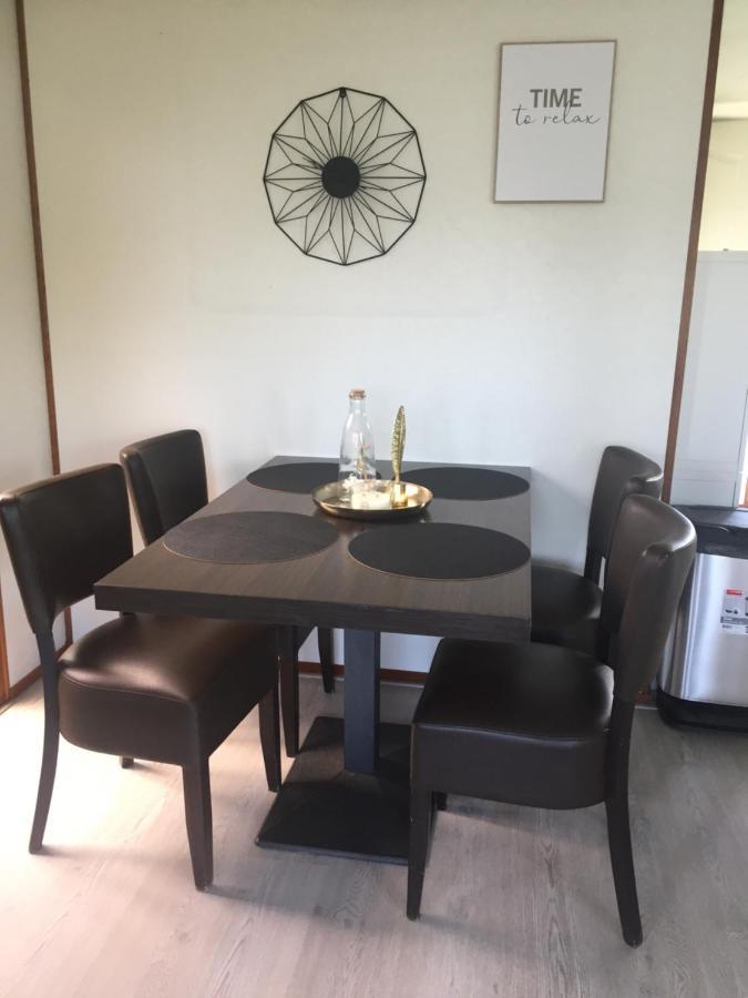 Do'S Chalets Baarland ภายนอก รูปภาพ